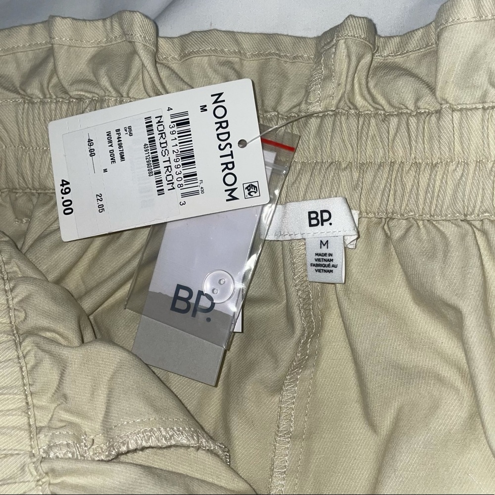 NWT BP Ivory Dove Paper Bag Belted Elastic Waist Pants - Picture 4 of 12